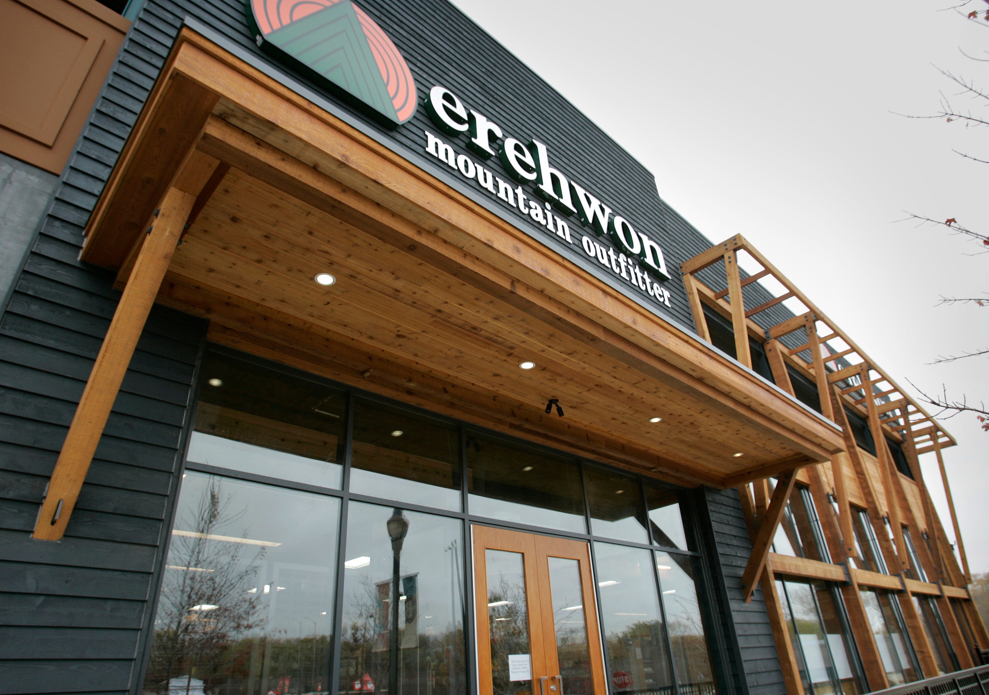 outdoor clothing stores